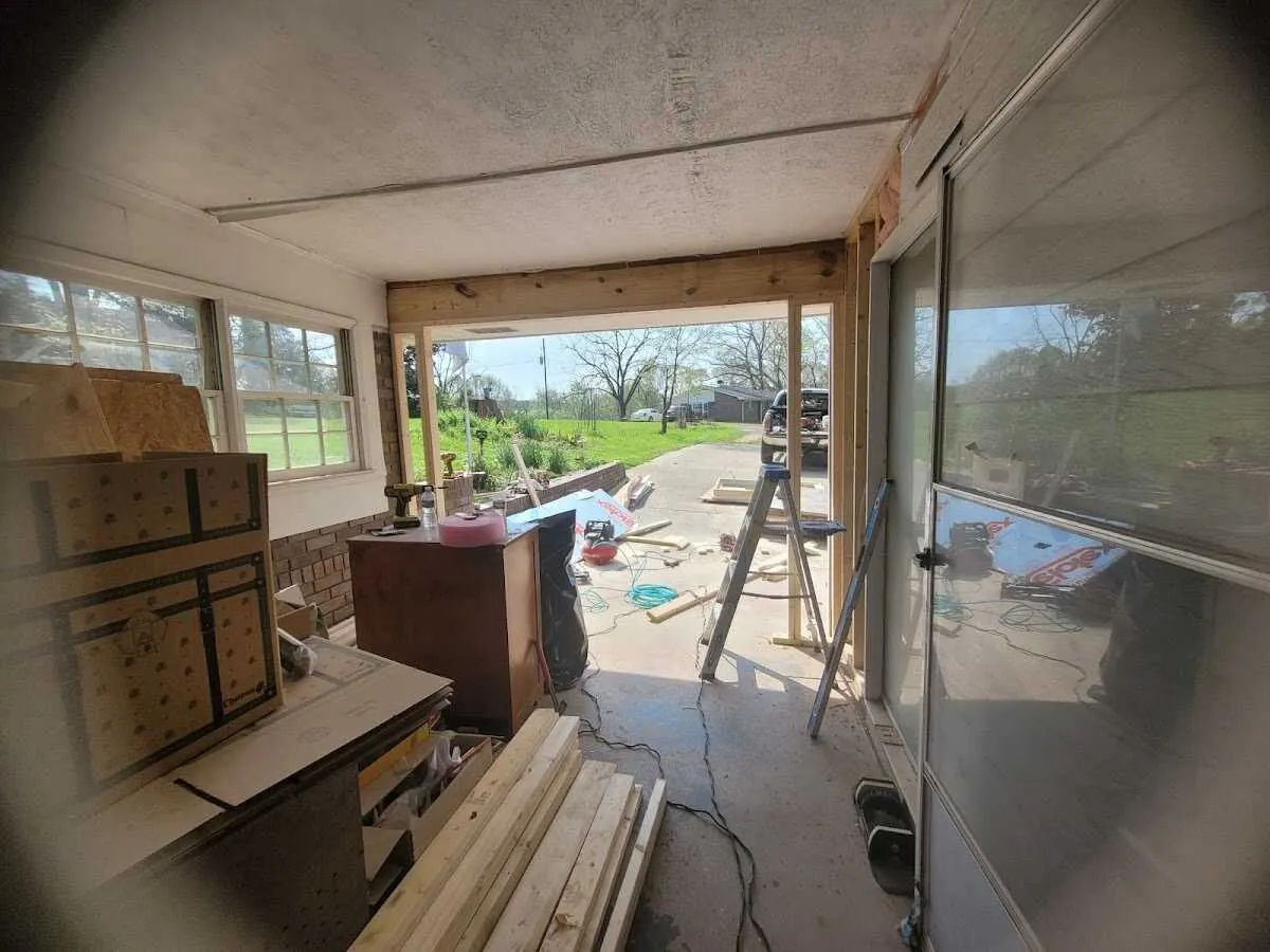 Air movers and dehumidifier for Water Mitigation Services in Hazle